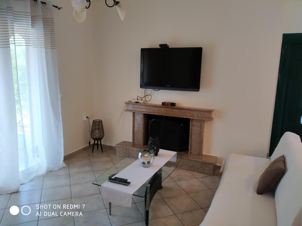 Villa Eleftheria Karavomylos Esterno foto