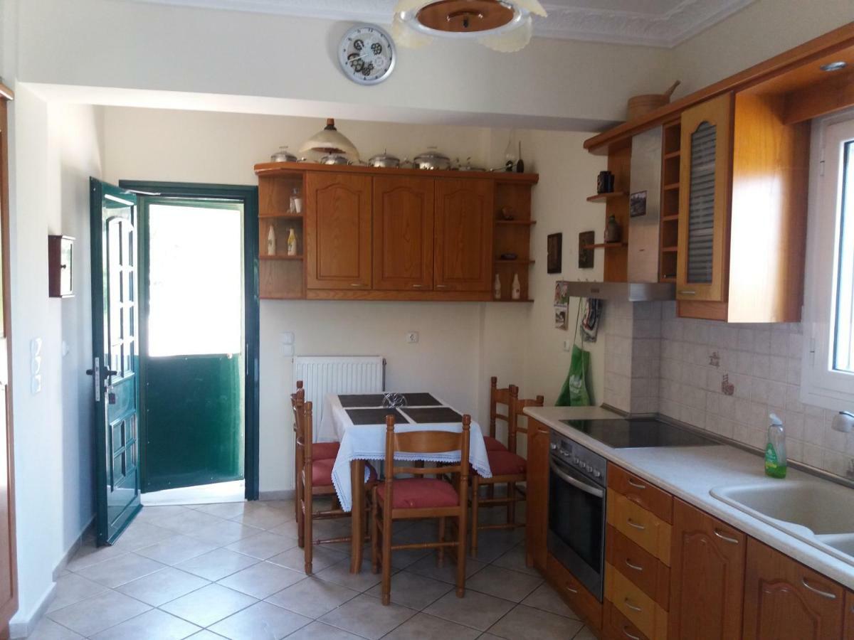 Villa Eleftheria Karavomylos Esterno foto